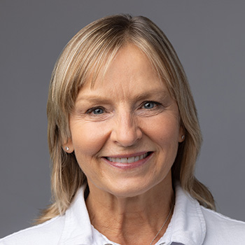 Headshot of Alexandra Rush