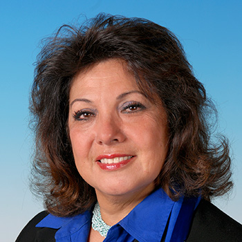 Professional photo of Nazik Roufaiel