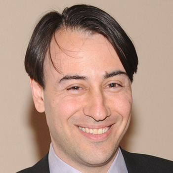 Professional portrait of Ian Reifowitz